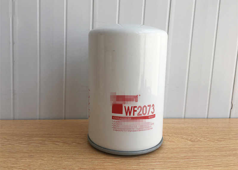 High Efficient Car Coolant Filter WF2073 WA 923/5 WA 956/1 ISO9001