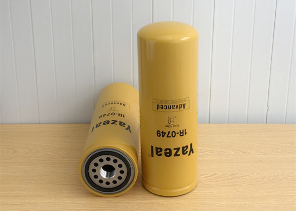 Yellow Diesel Truck Fuel Filter Cat Engine Oil Filter 1r 0749