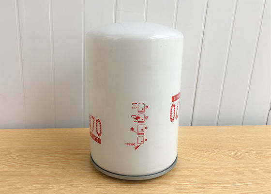 Spare Parts Diesel Truck Fuel Filter  FF5470   H18WDK02    WK 818    WK 940/20    FI 9146/20